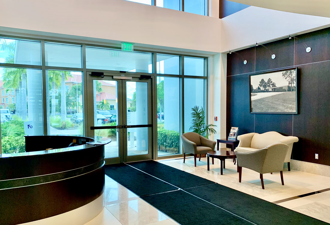 Interior lobby with marble floors of 10070 Daniels Interstate Parkway